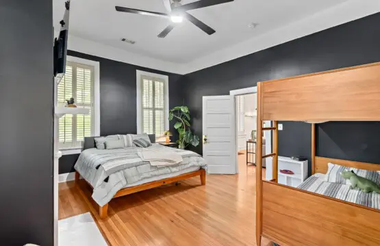 d1594bb13fd34691979c3c54a1d2a3b9 LargeOriginal.jpg