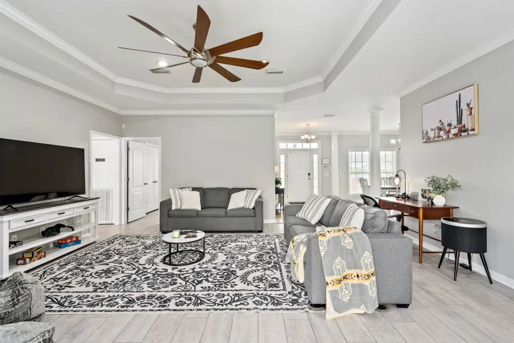 050a6b82629e44f8921feeb9a608faaf LargeOriginal.jpg