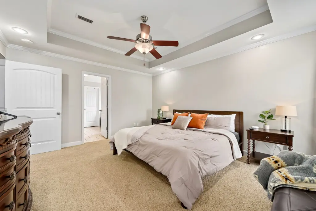 0efdec672bee41b8ab97117d744f51fa LargeOriginal.jpg