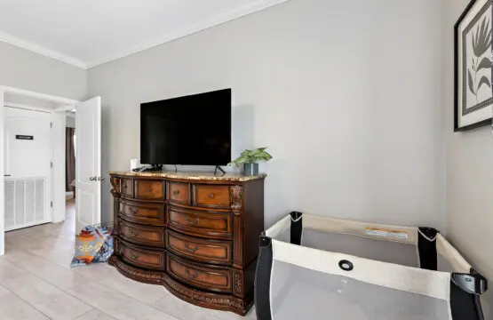 146a9d1f847143209a51565b1946a30e LargeOriginal.jpg