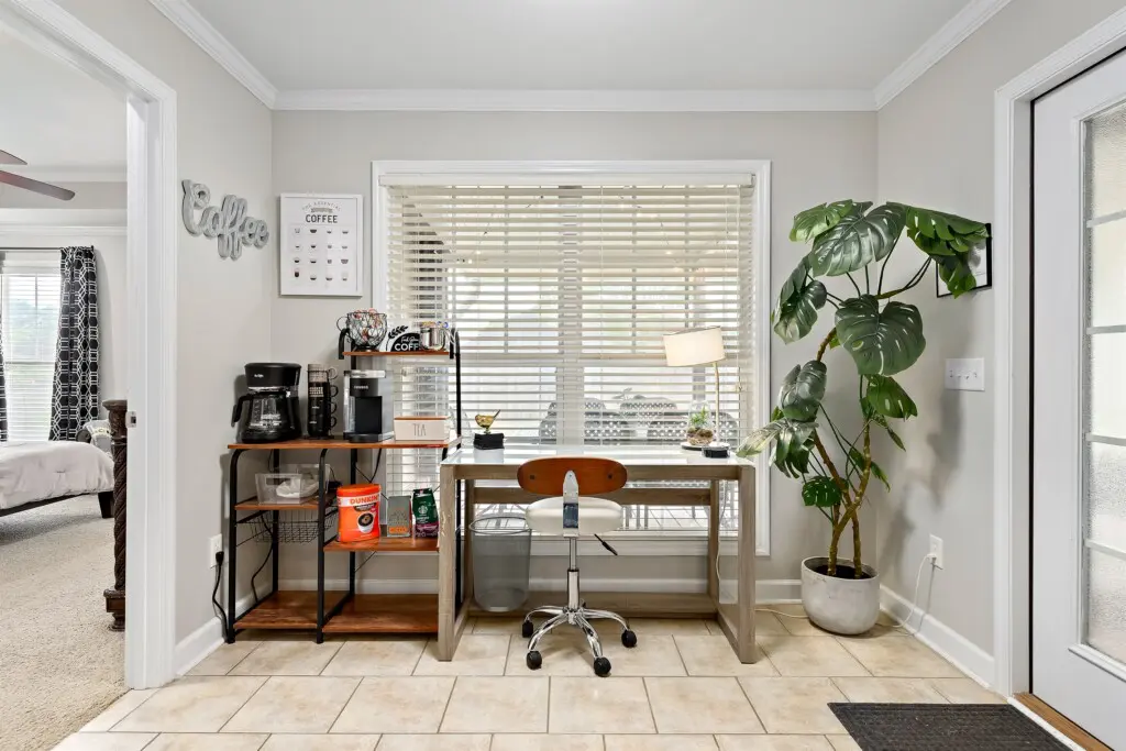 383ab8fcfae941d4bf9b4ad4fc445987 LargeOriginal.jpg