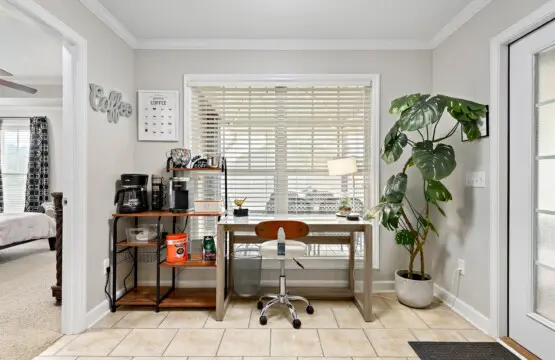 383ab8fcfae941d4bf9b4ad4fc445987 LargeOriginal.jpg