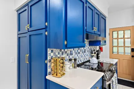 3ddcb85210fb47b18775751b4697eda7 LargeOriginal.jpg