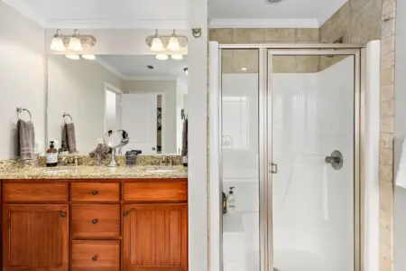 5e9effbb9118490189adbdffdc31b6f1 LargeOriginal.jpg