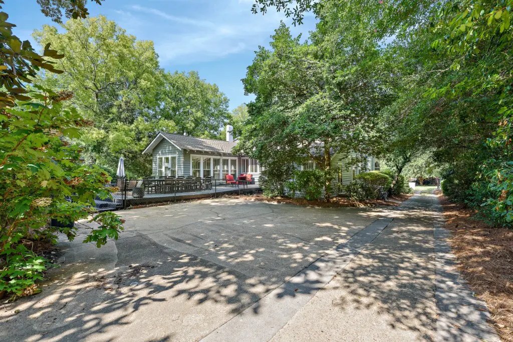 7c858260edb64aa08668692f63050a48 LargeOriginal.jpg