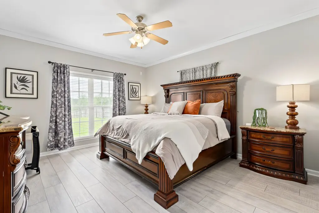 b0acd9329ba945739c939f612684006d LargeOriginal.jpg