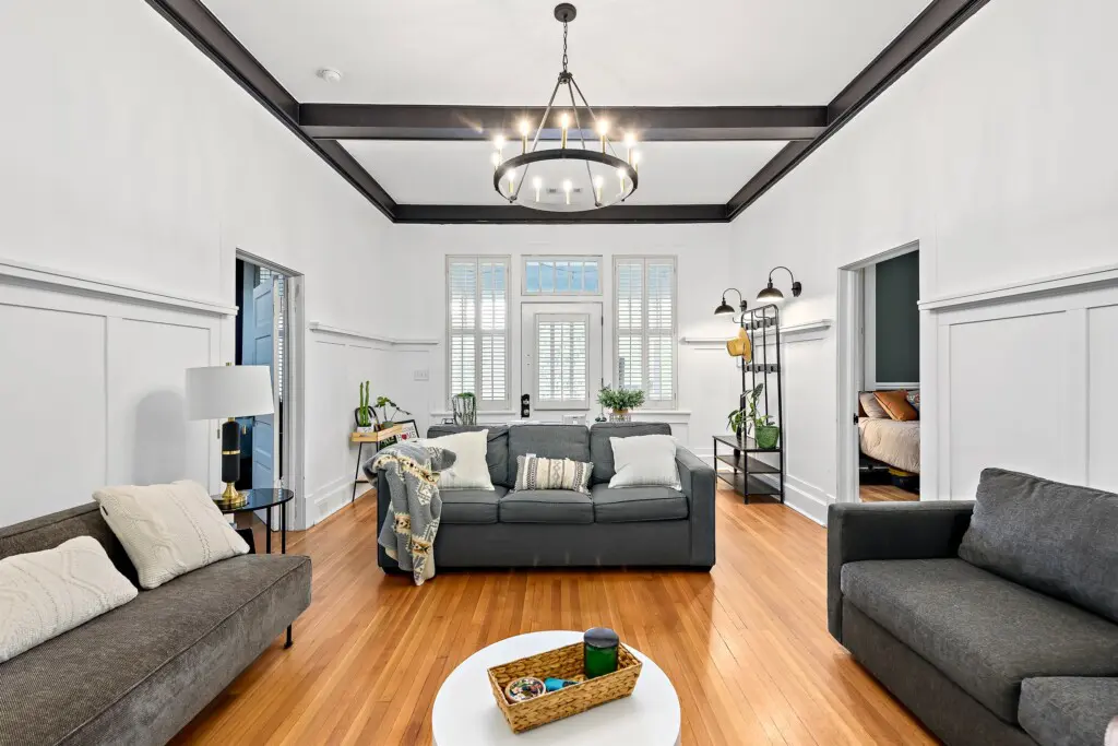 b3bd0668f2834bfe829912950f63ece8 LargeOriginal.jpg