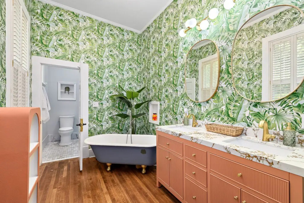 d3c8035058a646f2987eb51c8cc3b357 LargeOriginal.jpg