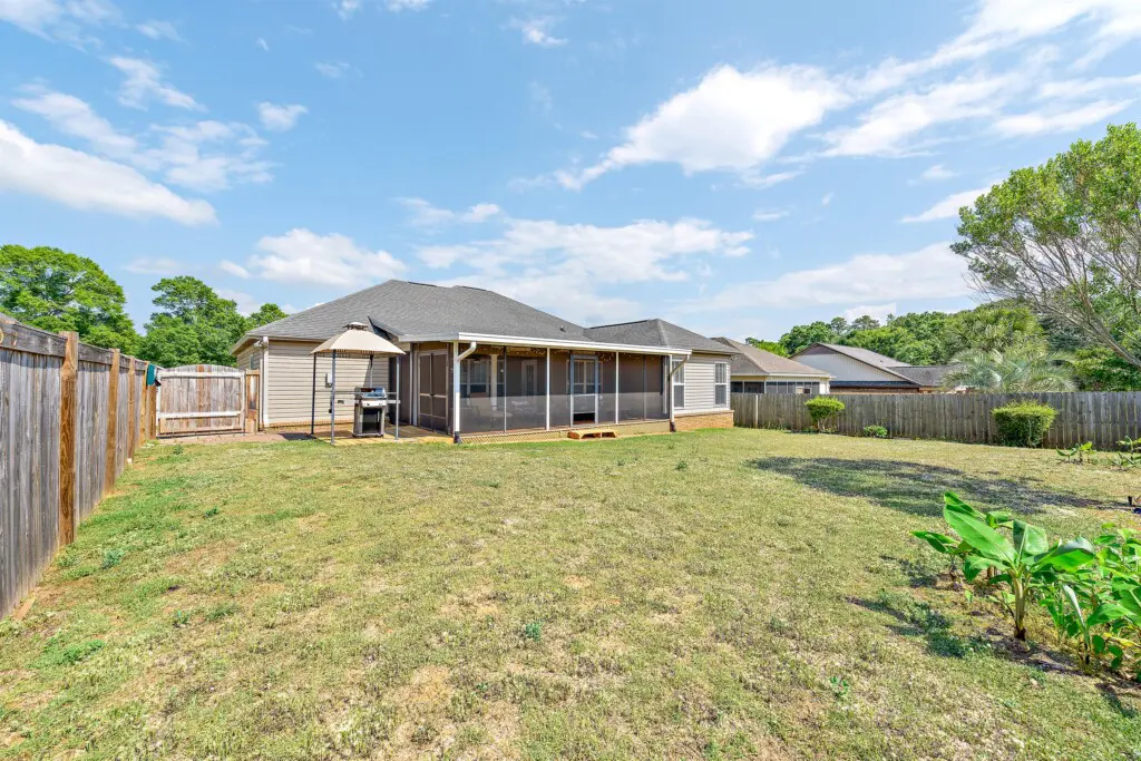 d9a7e351587148eaafafbae939a9c703 LargeOriginal.jpg