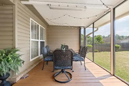 ff3a79f9723e43748197196e374c7498 LargeOriginal.jpg